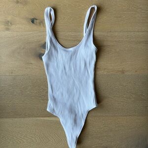 Aritzia Wilfred Free White Ribbed Bodysuit